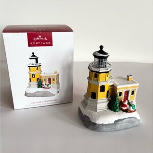 2024 Hallmark Holiday Keepsake Magic Light Lighthouse Decor or Ornament